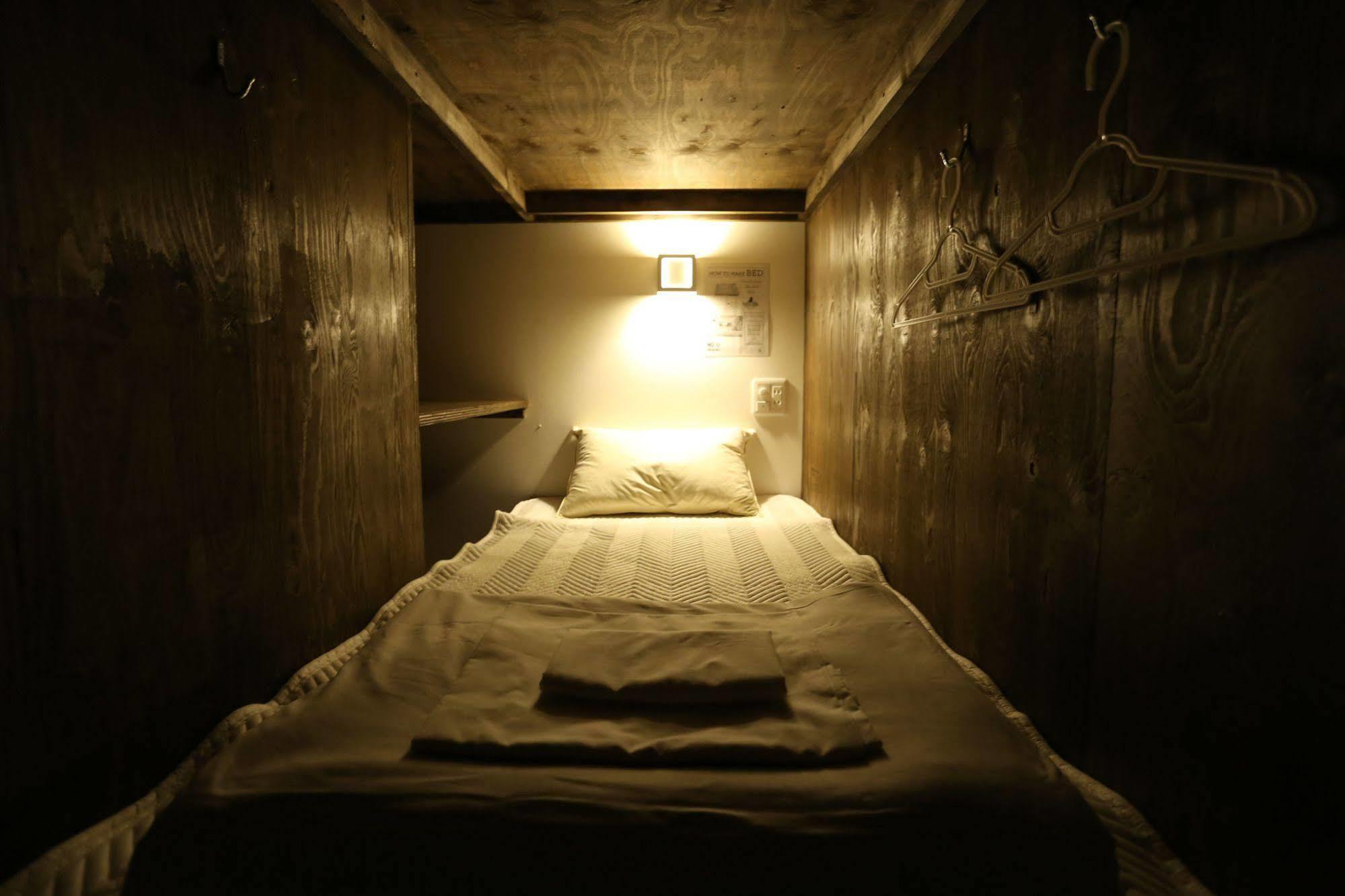 Hostel Q Ōsaka Eksteriør bilde